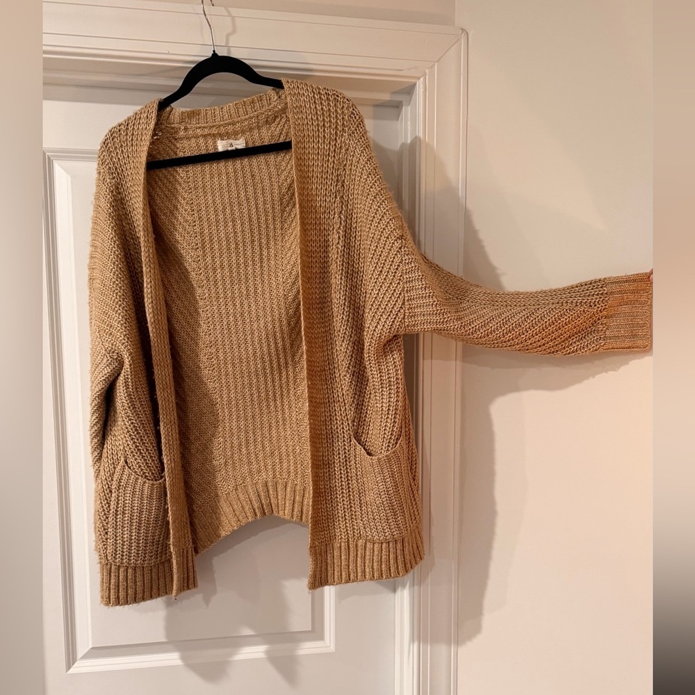 Lou & Grey Camel Open-Front Knit Cardigan with Pockets
